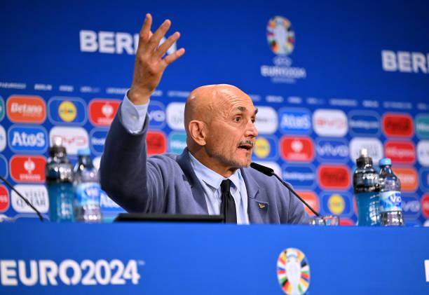 电竞赛事-斯帕莱蒂：国米夺冠太早，对一些球员心态有影响